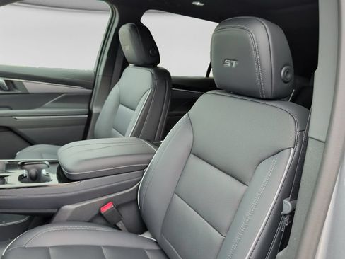 New 2027 Buick Enclave Sport Touring w/ Power Package AWD/4WD image 22