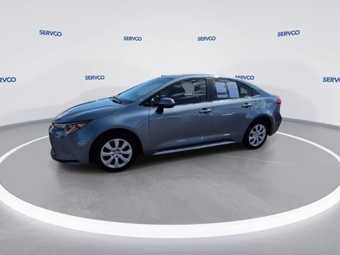 Used 2023 Toyota Corolla LE image 4