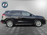 Used 2019 Nissan Rogue SV image 6