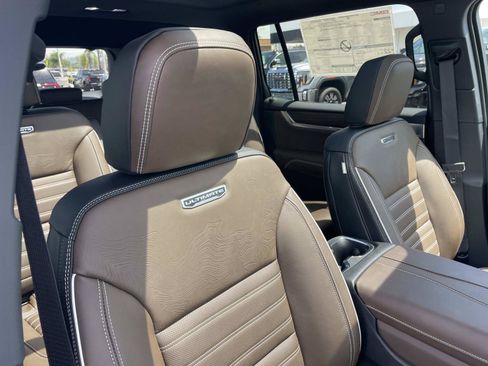New 2027 GMC Acadia Denali Ultimate FWD image 29