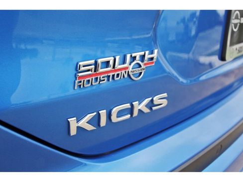 Certified 2025 Nissan Kicks Play S FWD image 26