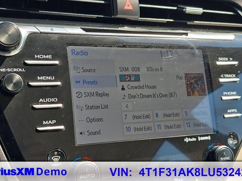 Used 2020 Toyota Camry XLE image 29