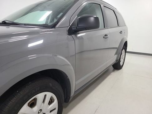 Used 2020 Dodge Journey SE FWD image 36