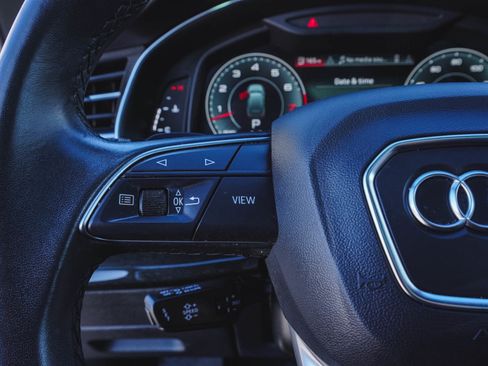 Used 2023 Audi Q7 3.0T Premium w/ Convenience Package image 23