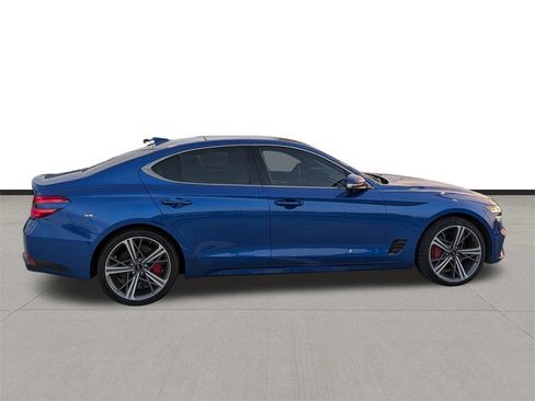 Used 2025 Genesis G70 3.3T Advanced w/ Sport Prestige Package image 9