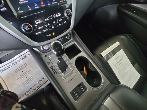 Used 2020 Nissan Murano SL w/ Moonroof Package AWD/4WD image 18