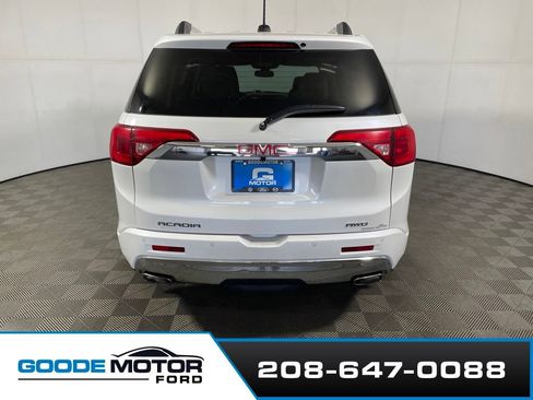 Used 2017 GMC Acadia Denali w/ Technology Package AWD/4WD image 6