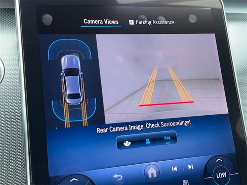 Used 2024 Mercedes-Benz C 300 Sedan image 30