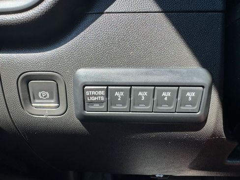 Used 2023 Chevrolet Silverado 2500 W/T w/ WT Fleet Convenience Package AWD/4WD image 27