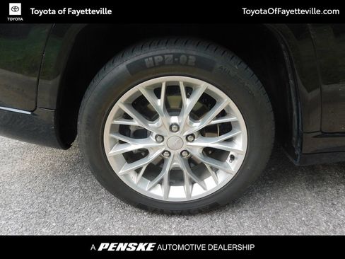 Used 2021 Jeep Grand Cherokee L Summit w/ Advanced Protech Group IV AWD/4WD image 7