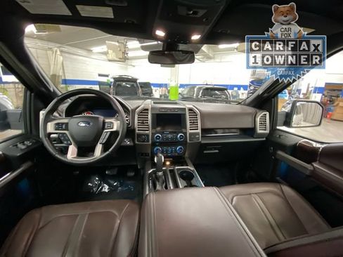 Used 2015 Ford F150 Platinum w/ Equipment Group 701A Luxury AWD/4WD image 29