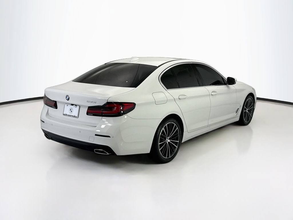 Certified 2023 BMW 530i w/ Premium Package RWD image 5