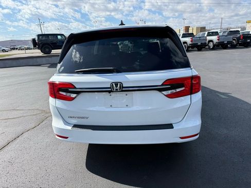Used 2023 Honda Odyssey EX-L image 6