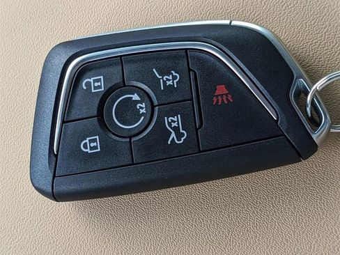 New 2025 Cadillac Escalade IQ Luxury 2 image 38