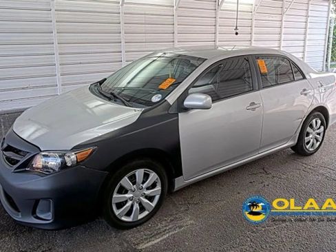 Used 2012 Toyota Corolla LE FWD image 9