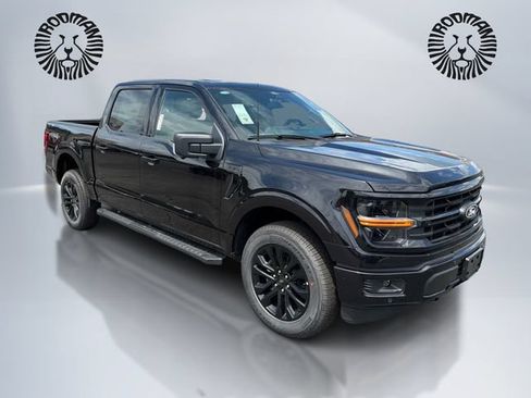 New 2026 Ford F150 XLT w/ Equipment Group 302A MID AWD/4WD image 3