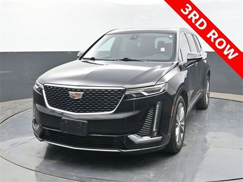 Used 2024 Cadillac XT6 Premium Luxury image 9