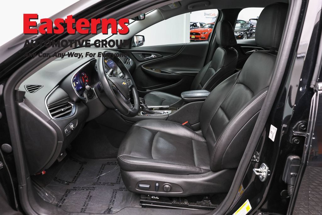 Used 2024 Chevrolet Malibu LT FWD image 16