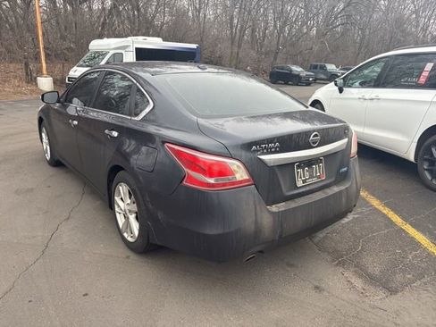 Used 2013 Nissan Altima 2.5 SL w/ Technology Pkg image 7