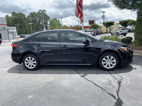 Certified 2024 Toyota Corolla LE FWD image 9