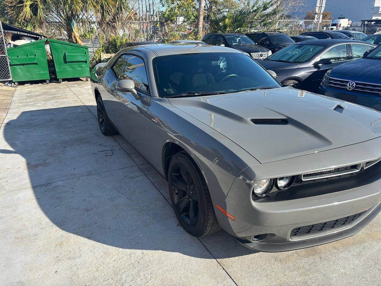 Used 2019 Dodge Challenger SXT RWD image 2