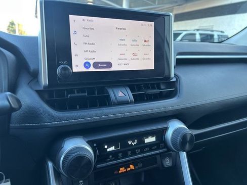 Used 2024 Toyota RAV4 LE image 19