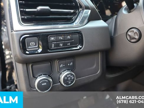 Used 2025 GMC Yukon Denali RWD image 13