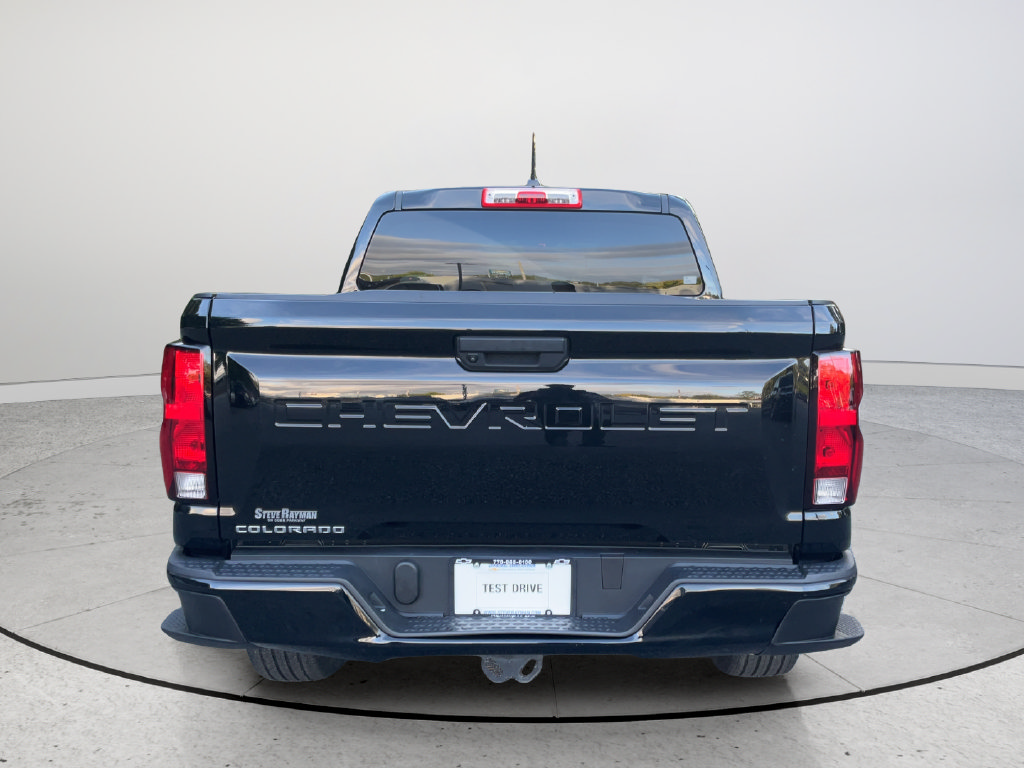 Used 2023 Chevrolet Colorado W/T RWD image 7