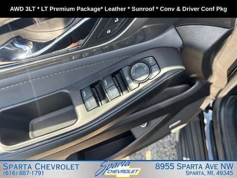 Used 2019 Chevrolet Traverse LT w/ LT Premium Package AWD/4WD image 13