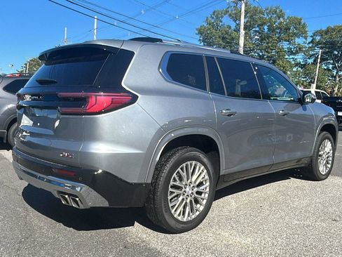 New 2024 GMC Acadia Denali w/ LPO, Floor Liner Package image 8