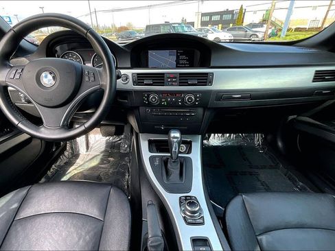 Used 2013 BMW 335i Convertible RWD image 17
