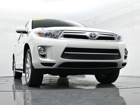 Used 2012 Toyota Highlander Limited image 42