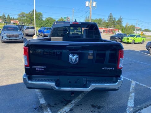 Used 2023 RAM 1500 Big Horn AWD/4WD image 4