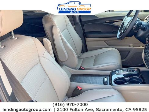 Used 2017 Honda Pilot Elite image 15