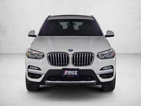 Used 2018 BMW X3 xDrive30i image 2