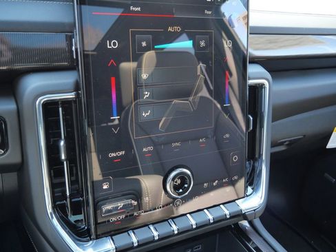 New 2026 GMC Yukon Elevation w/ Elevation Premium Package AWD/4WD image 50