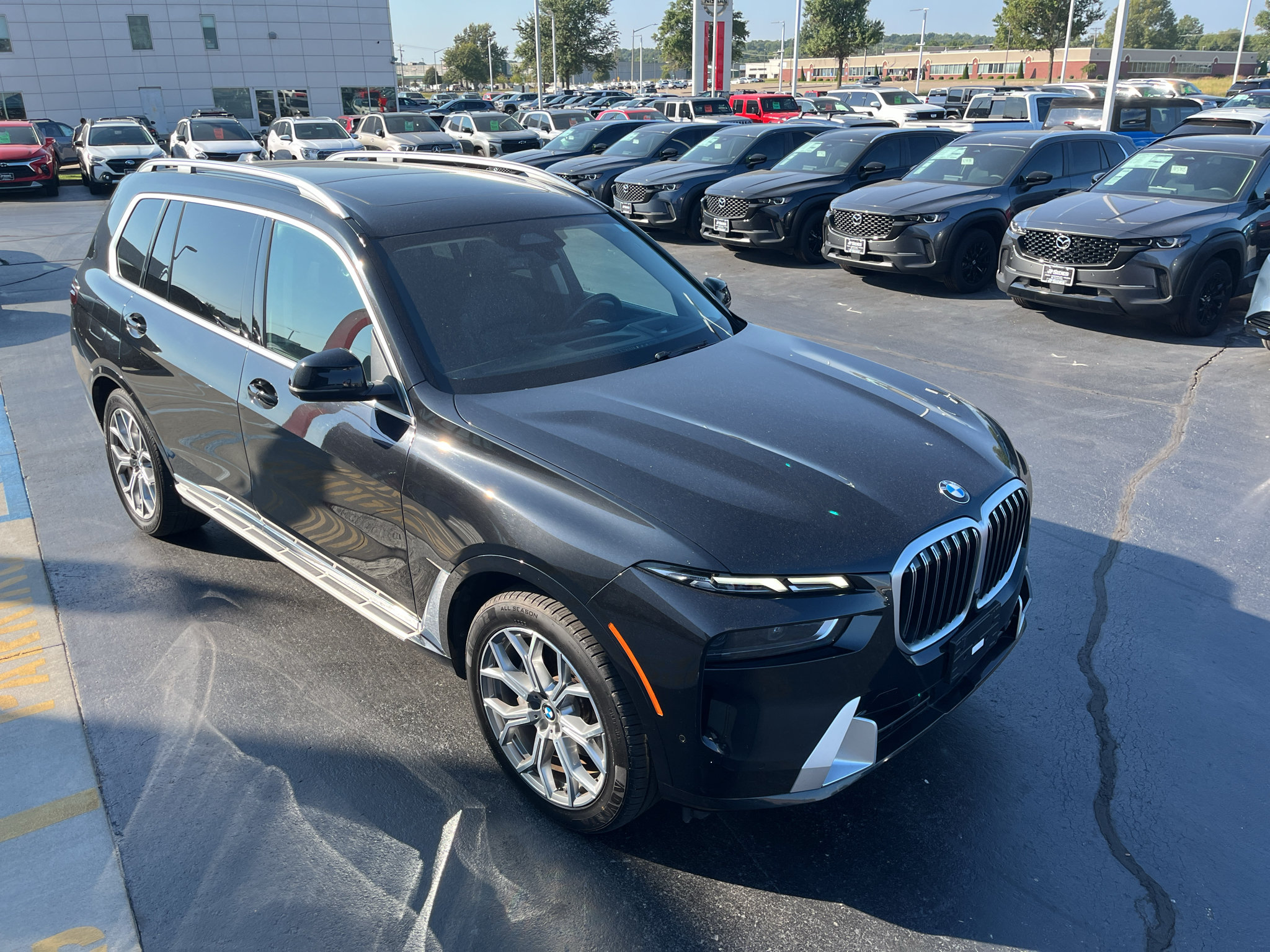 Used 2025 BMW X7 xDrive40i AWD/4WD image 7