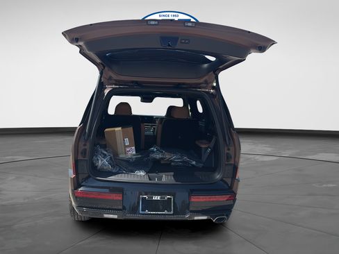 New 2026 Hyundai Santa Fe Calligraphy FWD image 9