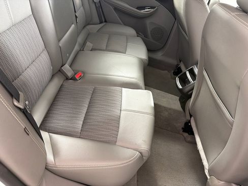 Used 2018 Chevrolet Impala LS FWD image 21