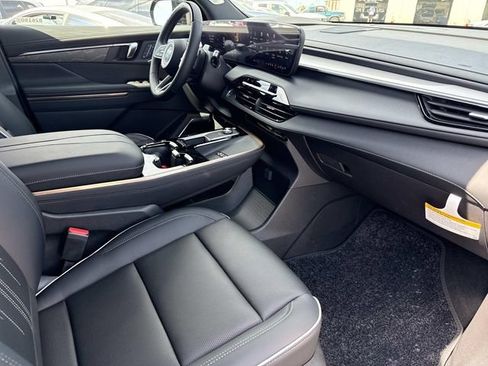 New 2026 Buick Enclave Avenir w/ Super Cruise Package image 18