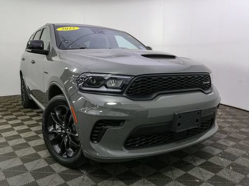 Used 2025 Dodge Durango R/T w/ Blacktop Package AWD/4WD image 3