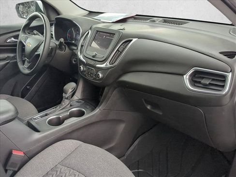 Certified 2024 Chevrolet Equinox LT w/ LPO, Floor Liner Package AWD/4WD image 20