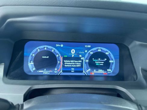 Used 2025 Toyota Tacoma TRD Off-Road image 22