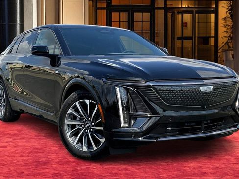 New 2026 Cadillac Lyriq Sport image 2