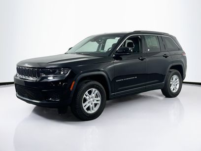 Used 2023 Jeep Grand Cherokee Laredo w/ Luxury Tech Group I