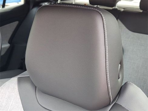 New 2025 Volkswagen ID.4 Pro image 14