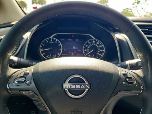 Certified 2024 Nissan Murano SV w/ SV Midnight Edition Package image 26