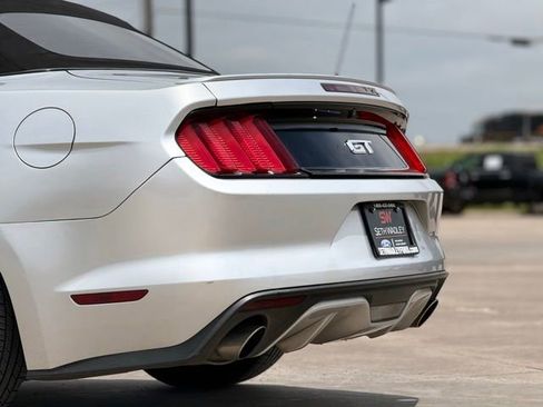 Used 2016 Ford Mustang GT Premium RWD image 18