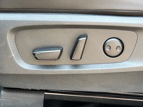 Certified 2024 Nissan Pathfinder SL AWD/4WD image 18