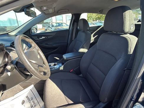 Used 2020 Chevrolet Malibu LT image 16